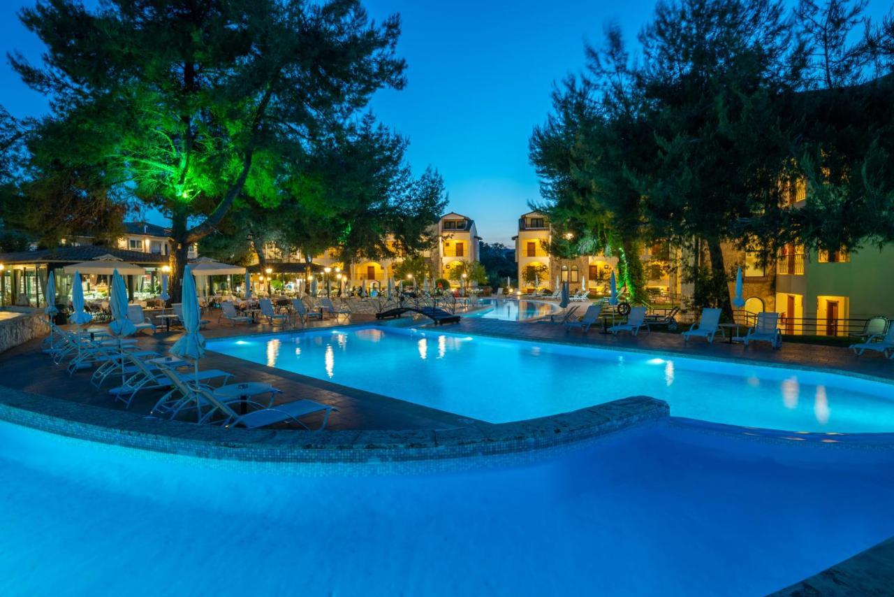 Lesse Hotel Chalkidiki Bagian luar foto