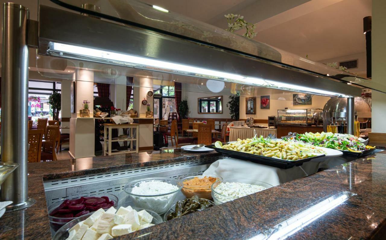 Lesse Hotel Chalkidiki Bagian luar foto