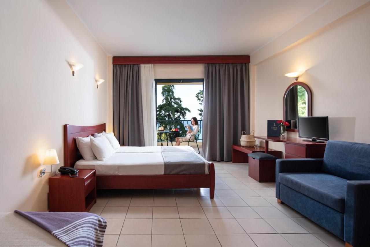 Lesse Hotel Chalkidiki Bagian luar foto